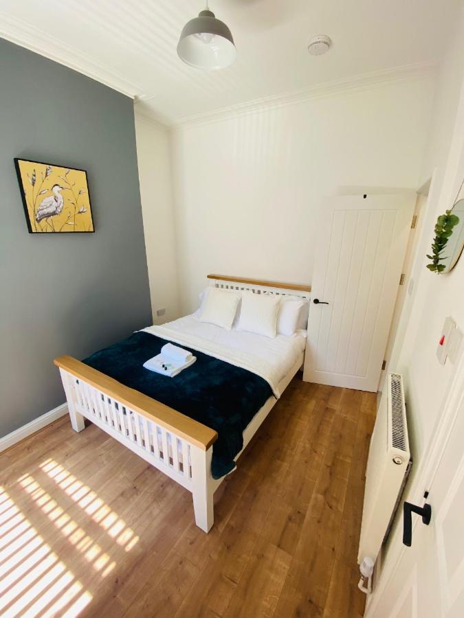Handpost Mews Apartment *